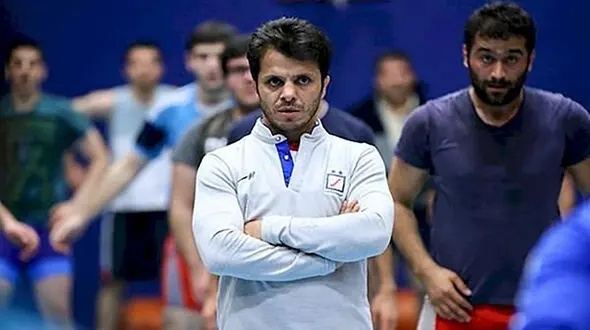 رنگرز قهرمانی کشتی فرنگی در آسیا را به مردم تقدیم کرد