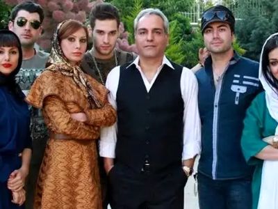 فیلم آواز خوانی محشر مهران مدیری تو عمارت لوکس / اگه یادش بره که وعده با من داره وای وای وای