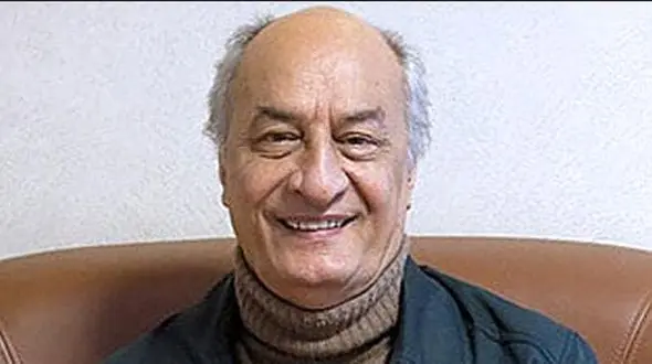 دختران دوقلو ایرانی همراه با همسر شیک و کم سن و سال بازیگر معروف ایرانی + عکس