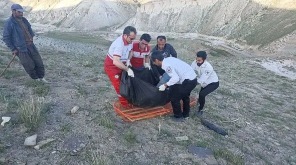 گزارش مصدومیت در کوه های روستای قوجا کندی / فوت یک نفر