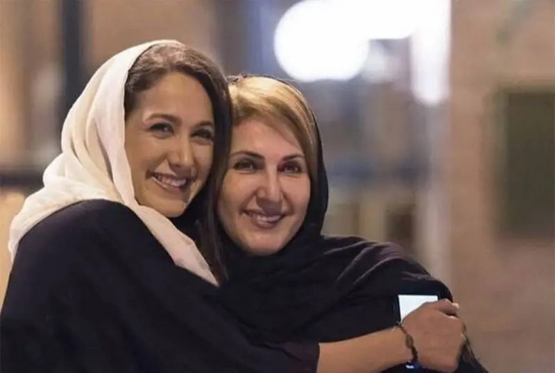 فاطمه گودرزی و دخترش