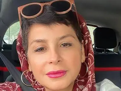 فیلم/ سیما تیرانداز: وقتی مامانم من و تو اون حال رو صحنه تئاتردید عصبانی شد و بهم گفت خجالت نمی کشی؟