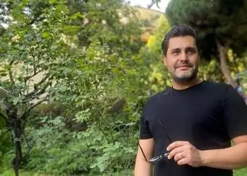 استایل جذاب و خاص امیرمحمد زند/ وقتی با یکی داری حرف میزنی و ...+ عکس