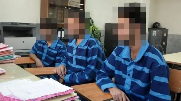 وسوسه فروش عکس های زننده 2 دختر تهرانی ! / دختران 13 و 15 ساله به خانه شیاطین رفتند !