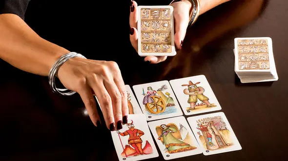 فال تاروت کبیر روزانه امروز یکشنبه 11 اردیبهشت 1401
