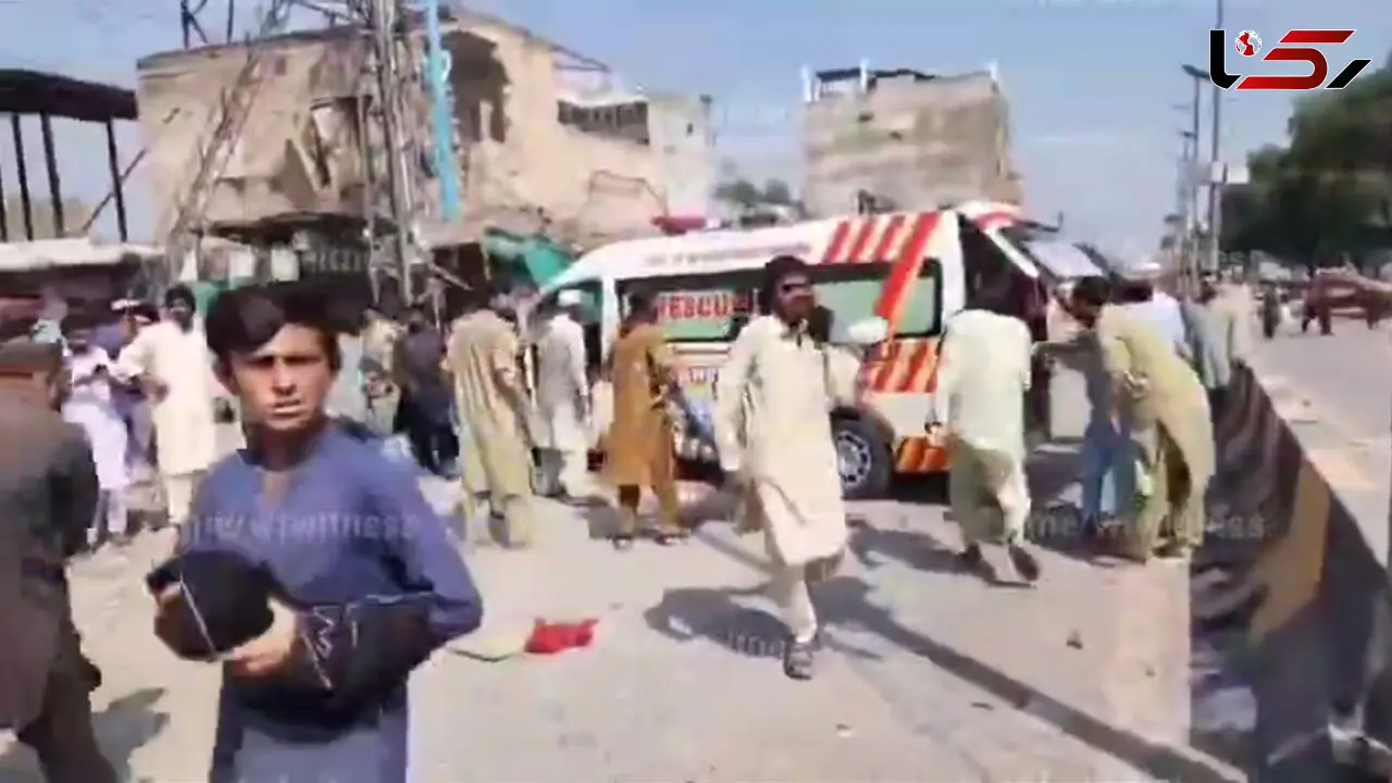 انفجار در مسجدی در پاکستان با حداقل 17 کشته  + فیلم