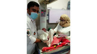 تولد نوزاد عجول در آمبولانس ساوه + عکس