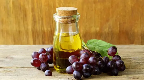 درمان سرطان پوست با روغن هسته انگور