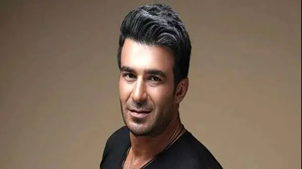 فیلم/ چرا یوسف تیموری قبل از مهاجرت با چشمانی اشک‌آلود از دوستان عزیزش حلالیت طلبید/ از ایمان قیاسی و یوسف صیادی تا بیژن بنفشه خواه و خیلی از دوستان دور و برش