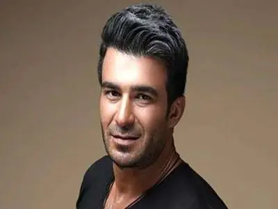 فیلم/ چرا یوسف تیموری قبل از مهاجرت با چشمانی اشک‌آلود از دوستان عزیزش حلالیت طلبید/ از ایمان قیاسی و یوسف صیادی تا بیژن بنفشه خواه و خیلی از دوستان دور و برش