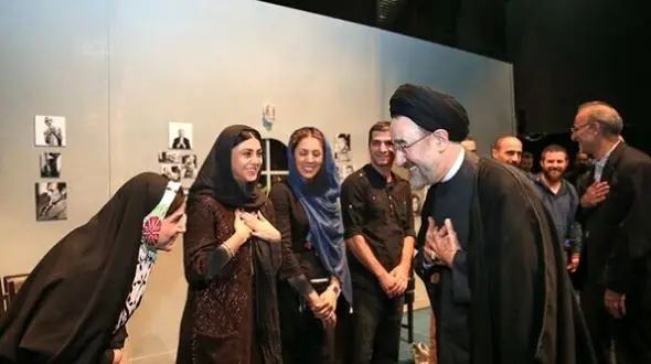 عکس/ دیدار صمیمی بازیگران و چهره های سرشناس ایرانی با سیدمحمد خاتمی/ از ریما رامین فر تا  اندیشهع فولادوند!