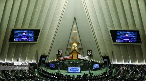 لاریجانی و هاشمی رکورددار ادوار مجلس / میزان مشارکت در انتخابات 12 دوره مجلس +جدول