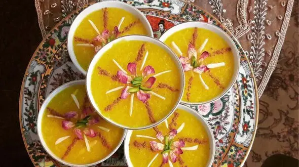 آموزش یک شله زرد نذری که آب نیندازد و ترک نخورد در ایام تاسوعا و عاشورا + فیلم