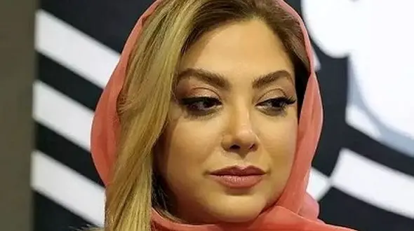 شیک ترین خانم بازیگر سه در چهار مدل شد + عکس های فوق لاکچری خانم بازیگر!