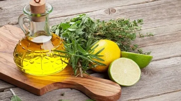 ماسک مشکی کردن موی سر!/این معجون با سفیدی مو مبارزه می کند
