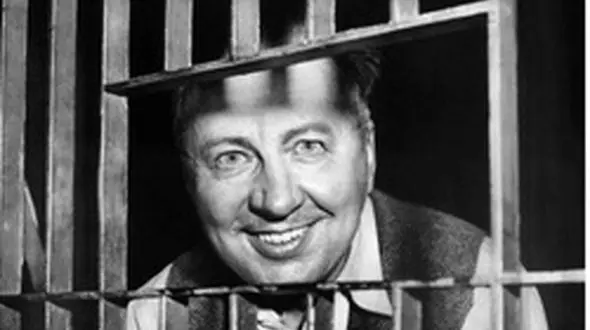 ترسناک‌ترین لبخند تاریخ / این مرد 16 سال آمریکاییها را از خواب انداخته بود ! + عکس