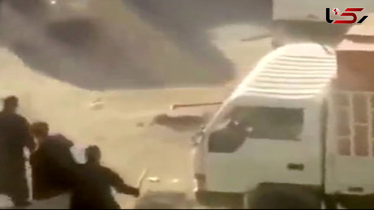 فیلم لحظه رفتار وحشیانه راننده کویتی با 3 کارگر+عکس