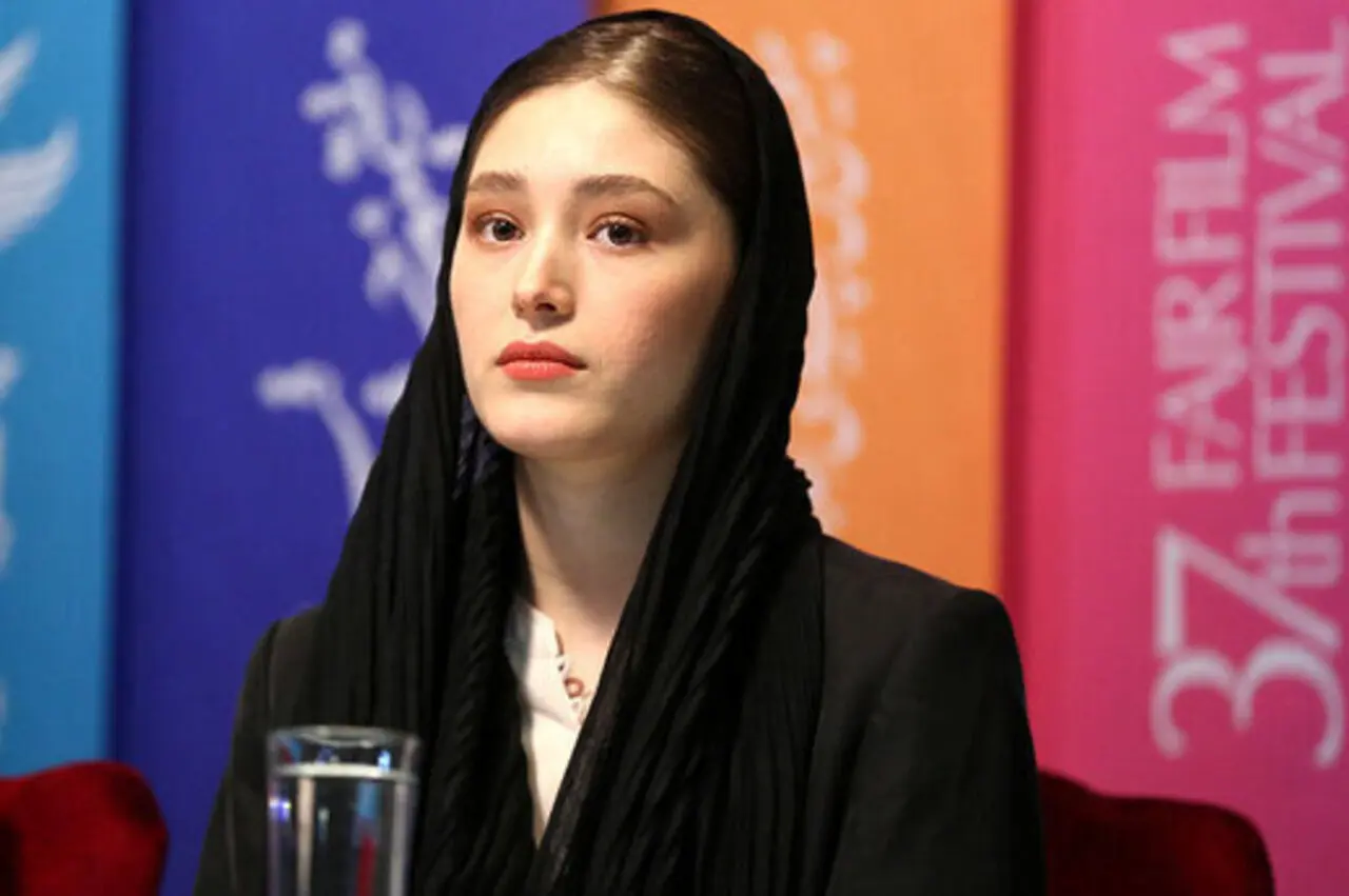 عکس ناجور فرشته حسینی با مرد غریبه در مهمانی خصوصی / چشم نوید روشن !