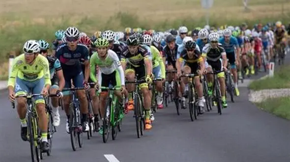 مرگ دوچرخه سوار در تور کوهستان