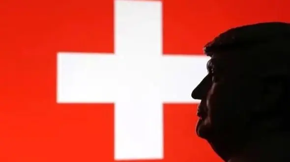 دیدار تجار سوئیسی با ترامپ: هدیه‌ای لوکس از رولکس تا شمش طلا!