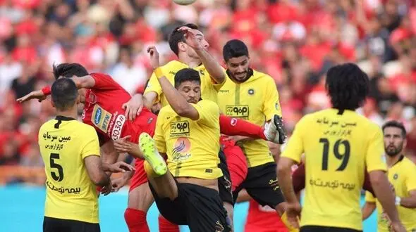 ابلاغیه فدراسیون فوتبال خطاب به سپاهان و پرسپولیس