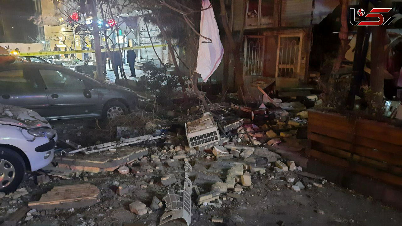 انفجار هولناک یک خانه در بلوار هاشمیه / معجزه برای 6 زن و مرد در زیر آوار