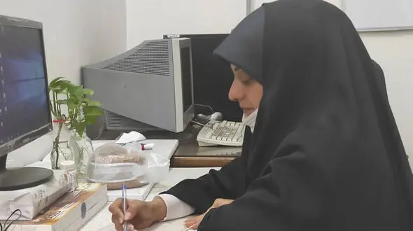  اخبار برتر سال 1400در استان قم ! / کفش قم برند می شود !