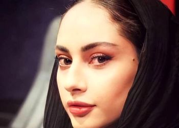 عکس / استایل خاص با چکمه های نارنجی و عجیب 17 میلیونی ترلان پروانه به سبک بازیگران هالیوودی/ چجوری پشت فرمون میشینه ...