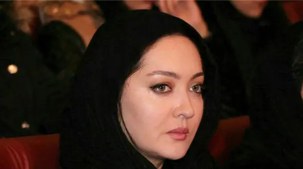 ست زیبای گوشواره و روسی با چشم های نیکی کریمی ! + جذاب ترین عکس خانم بازیگر !