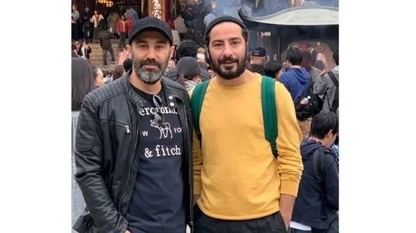 نگاهی به اولین عکس از فیلم جدید رامبد جوان با گریم فوق‌العاده خنده دار محسن تنابنده و نوید محمدزاده / فقط فوکول و پشت موهاشون