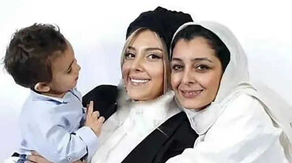 نگاهی به کیک تعیین جنسیت بامزه خواهرزاده ساره بیات و فرزند رضا قوچان نژاد+عکس/ میزی ساده و بدون تجملات با چینشی اروپایی در هلند