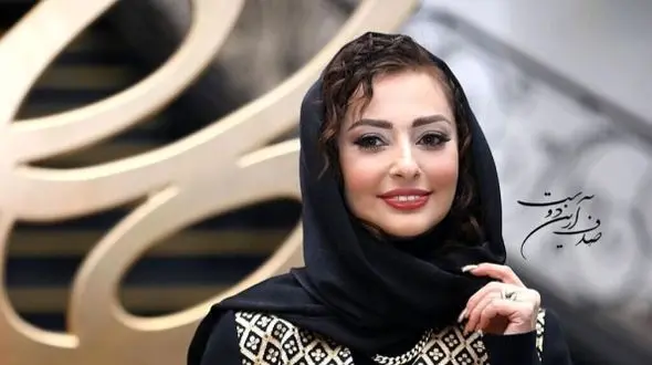 عکس حجاب زیبای نفیسه روشن با توربان مجلسی به سبک گوتیک مخصوص خانم های ایرانی/ چه لباس جذابی