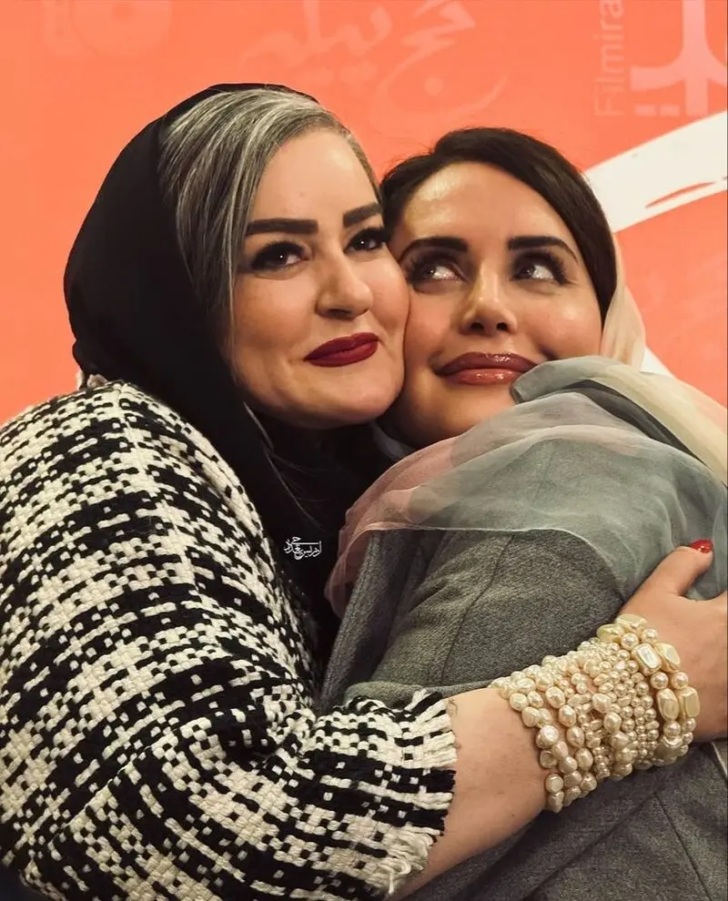 الناز شاکردوست
