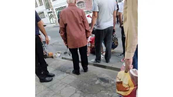 فیلم تلخ از چاقوکشی خونین در نانوایی نازی آباد / شیوه جدید پرداخت پول نان دردسرساز شد + عکس