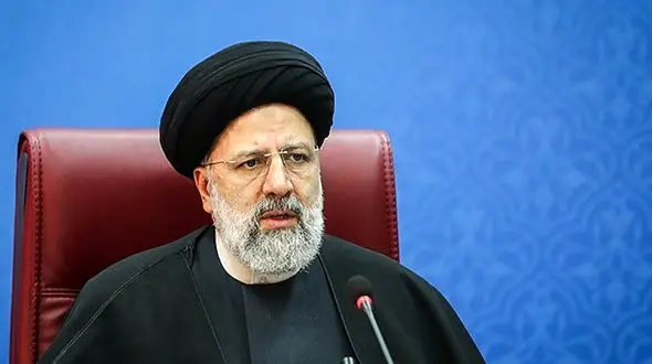 ادای احترام رئیسی به مقام شامخ شهید بهشتی و شهدای هفتم تیر 