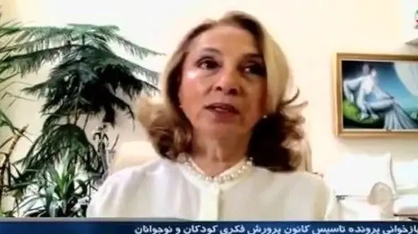 فیلم افشاگری دوست فرح پهلوی از فساد اخلاقی در مهمانی‌های شبانه شاه ! + عکس ها
