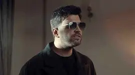 دانلود آهنگ آصف آریا دستم بی نمکه / هنوزم توی جمع اگه از تو یه اسمی بیاد + متن شعر 