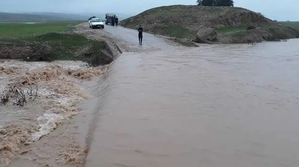 واژگونی تانکر و مسدود شدن محور چابهار-سرباز