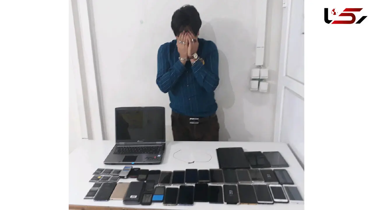 این مرد گوشی های سرقتی را صادر می کرد 