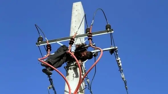 برق سارق حرفه ای را خشک کرد + جزییات