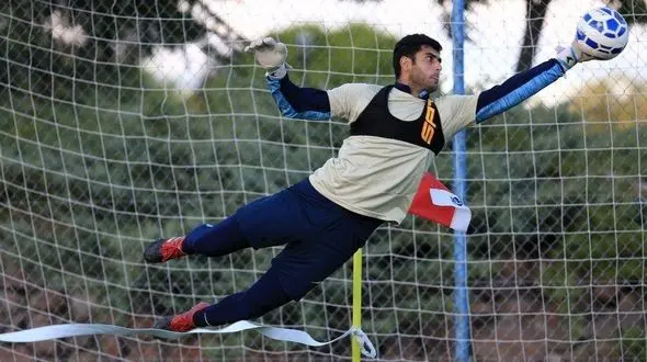 دروازه‌بان فوتبال کشورمان فینال جام حذفی را از دست داد / او دچار فراموشی شده است! + عکس