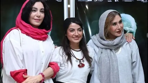 تصاویر؛ حاشیه‌هایی از اکران فیلم مرجان / از استایل مونوکروم نسیم ادبی تا کت شلوار پوشی سحرا اسداللهی