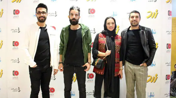  اکران مردمی فیلم  زرد  با حضور اشکان خطیبی و همسرش +فیلم