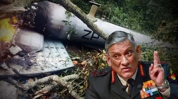سقوط مرگبار هلیکوپتر رئیس ستاد مشترک ارتش هند/ 5 نفر کشته شدند  + عکس و فیلم