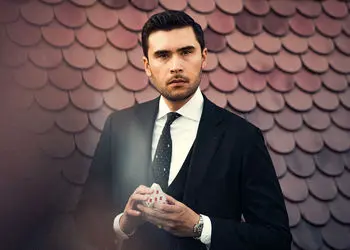 فیلم شعبده بازی های مبهوت کننده دن وایت ../ این مرد خارق العاده است / ببینید و لذت ببرید