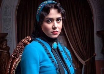 فیلم / گریه های جگرسوز پریناز ایزدیار در پخش زنده  / خانم بازیگر جیران از دست زن همسایه شان کم آورد و زد زیر گریه ...