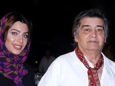 فیلم/ رضا رویگری درباره ازدواج با همسری که 43 سال از او کوچکتر بود می‌گوید: پدر و مادر تارا مخالفتی با ازدواج ما نداشتند و منو بیشتر از بچه هاشون دوست دارند! 