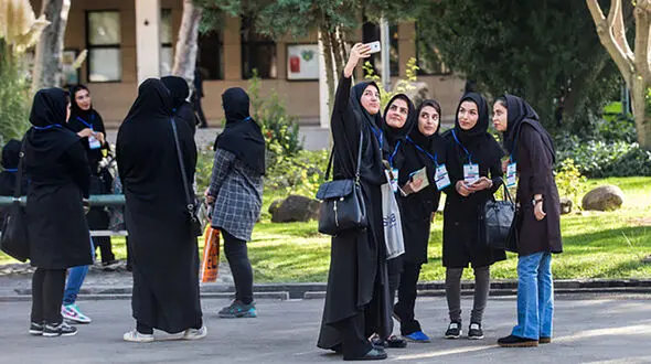 حذف یک ترم تحصیلی دانشجویان به خاطر تداوم کرونا