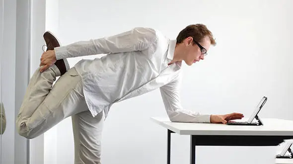 سرپا ایستادن در محل کار فواید بی شماری دارد