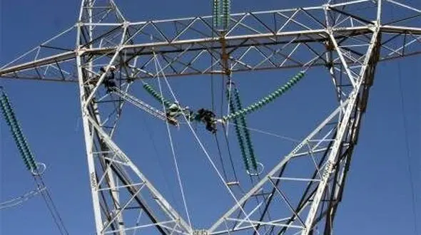 علت رانش گردنه اسدآباد سقوط دکل برق بود